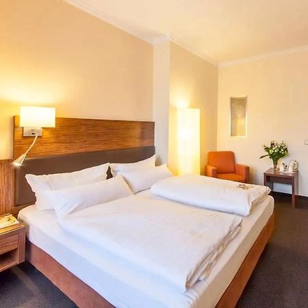 Hotel Flora Duesseldorf Zewnętrze zdjęcie