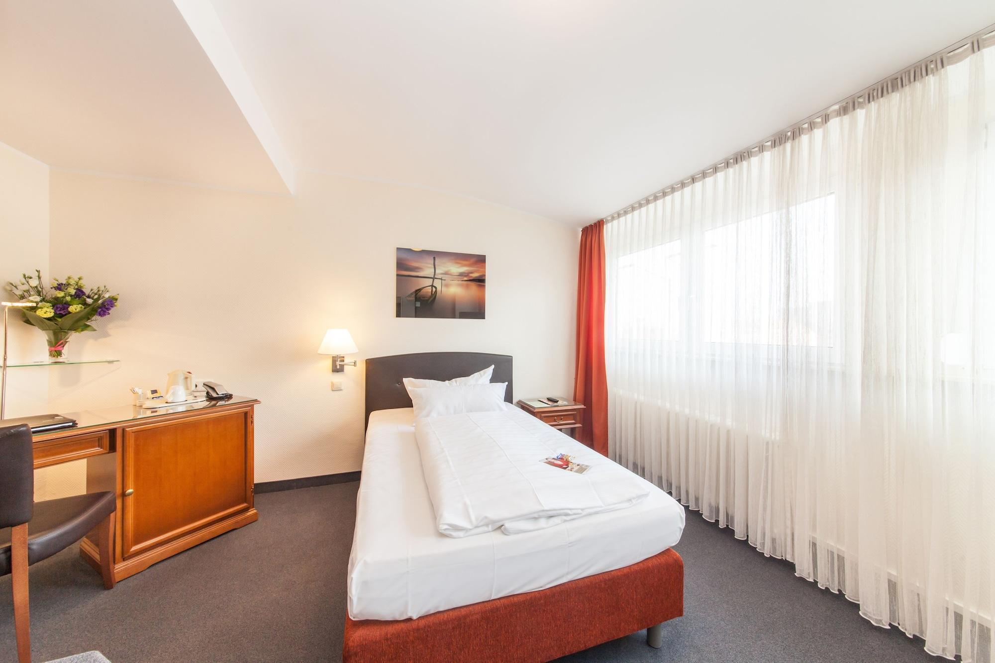 Hotel Flora Duesseldorf Zewnętrze zdjęcie