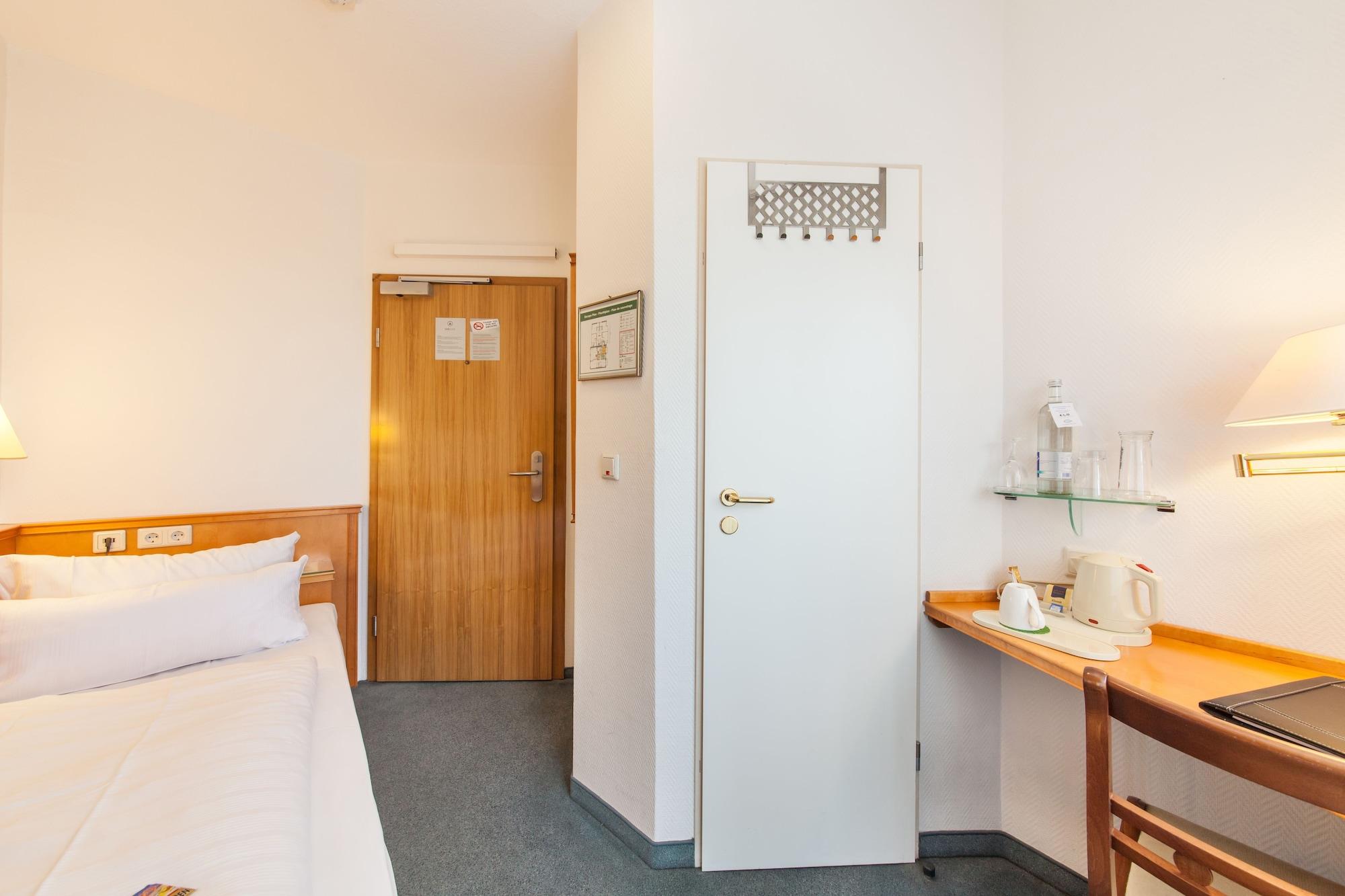 Hotel Flora Duesseldorf Zewnętrze zdjęcie
