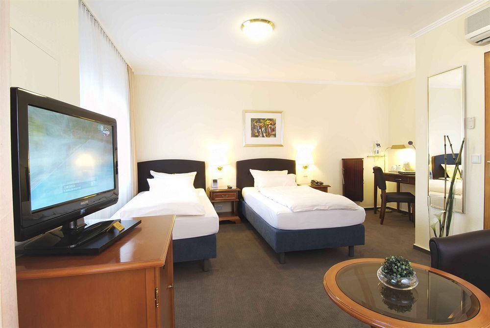 Hotel Flora Duesseldorf Zewnętrze zdjęcie