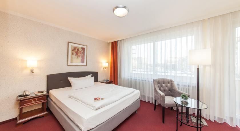 Hotel Flora Duesseldorf Zewnętrze zdjęcie