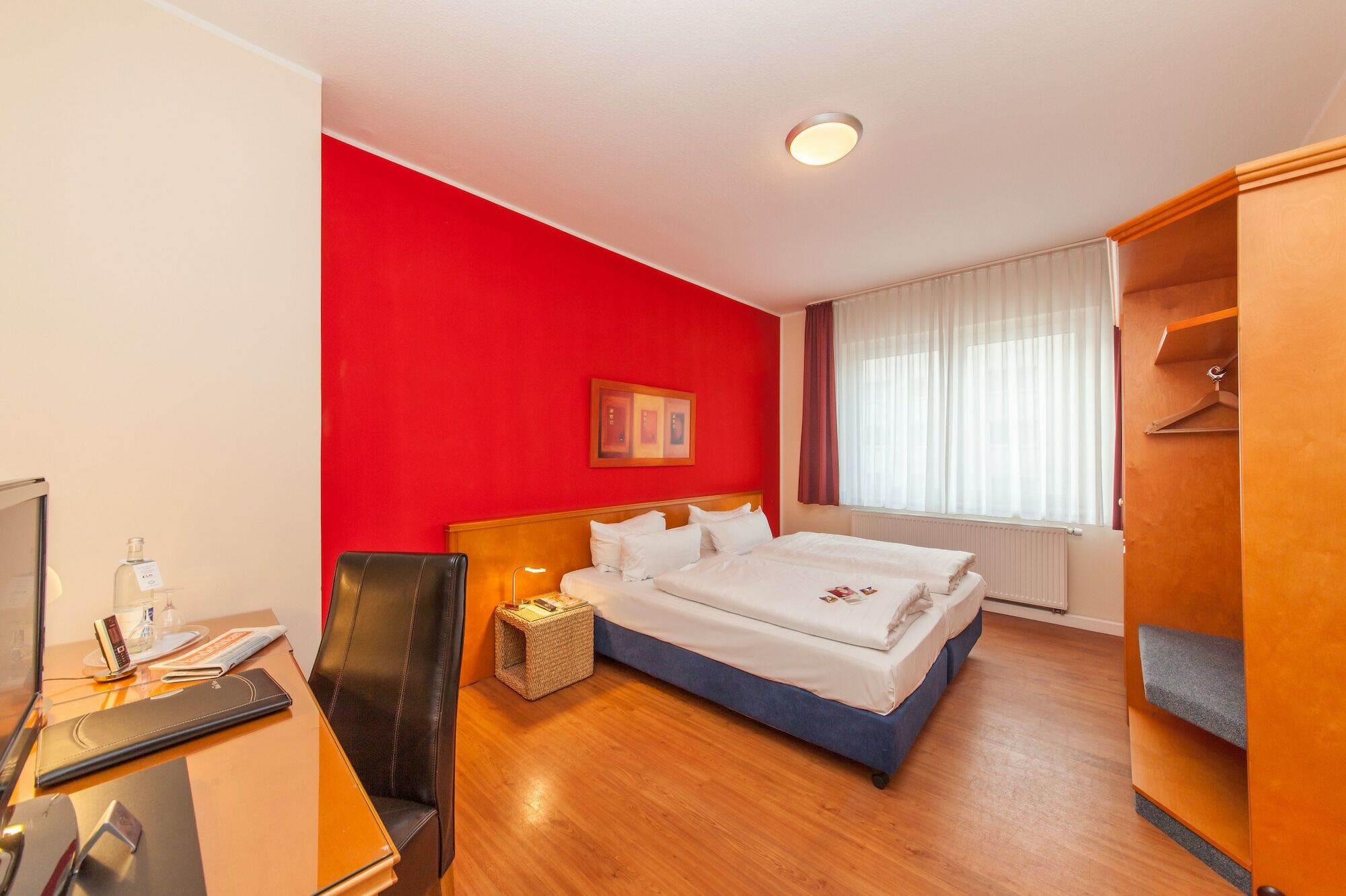 Hotel Flora Duesseldorf Zewnętrze zdjęcie